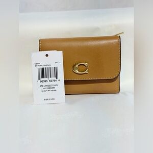 Coach Essential Leather Trifold Card Holder Honey Brown CZ111 NEW W/ LOSE TAG